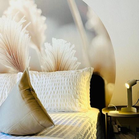 Crops City Stay Apartment 14 Триест Екстериор снимка