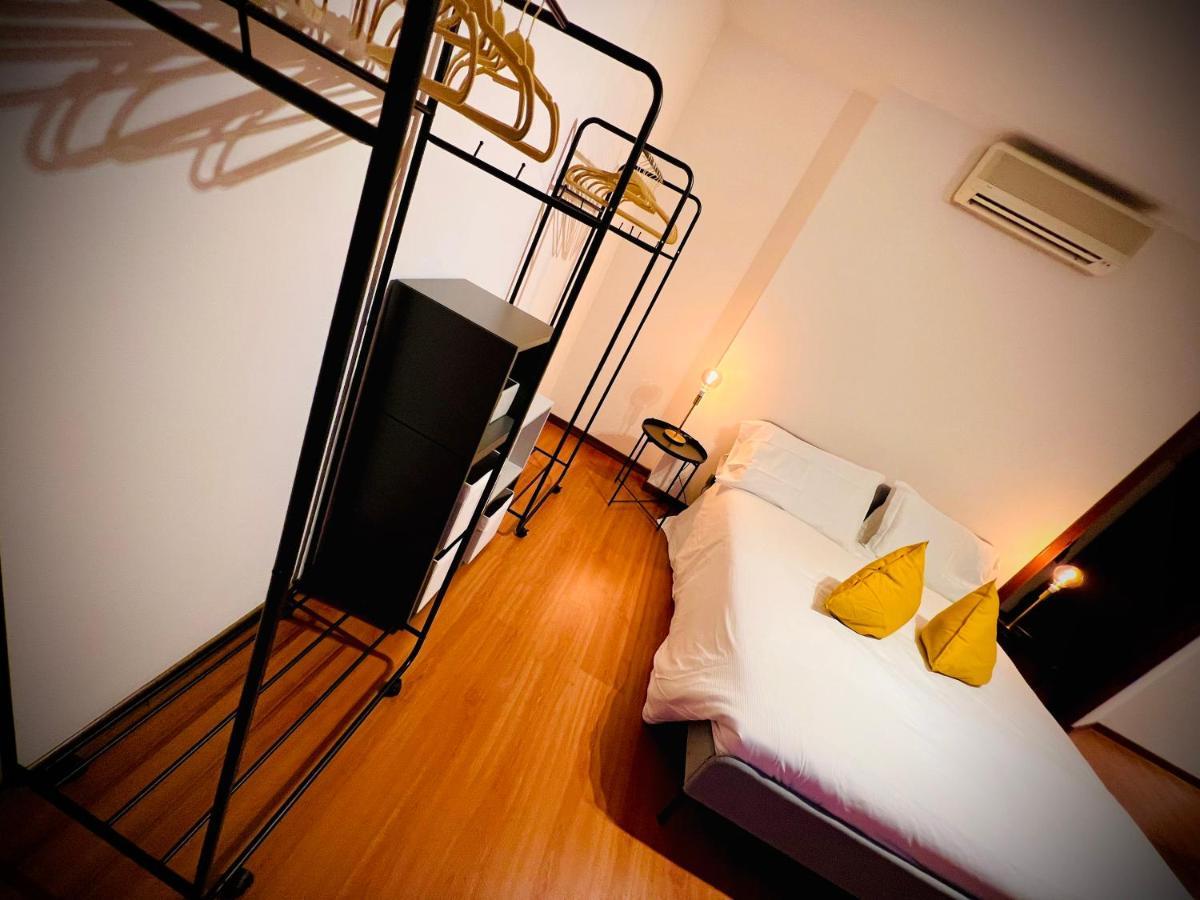 Crops City Stay Apartment 14 Триест Екстериор снимка