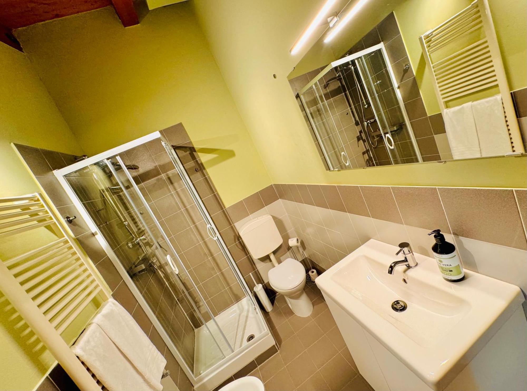 Crops City Stay Apartment 14 Триест Екстериор снимка