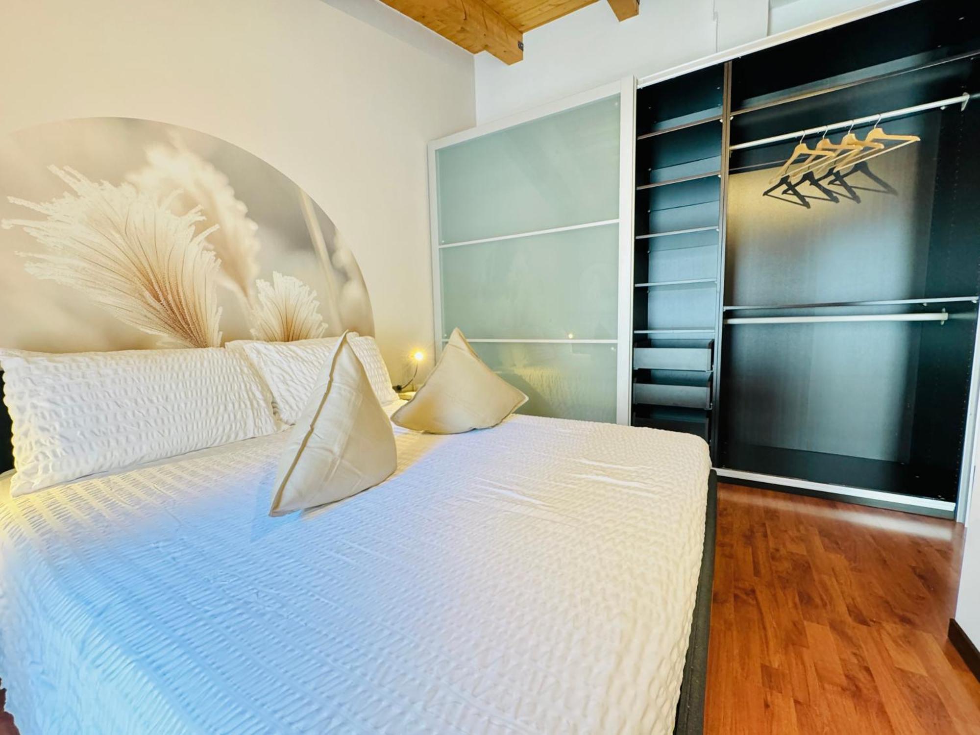 Crops City Stay Apartment 14 Триест Екстериор снимка